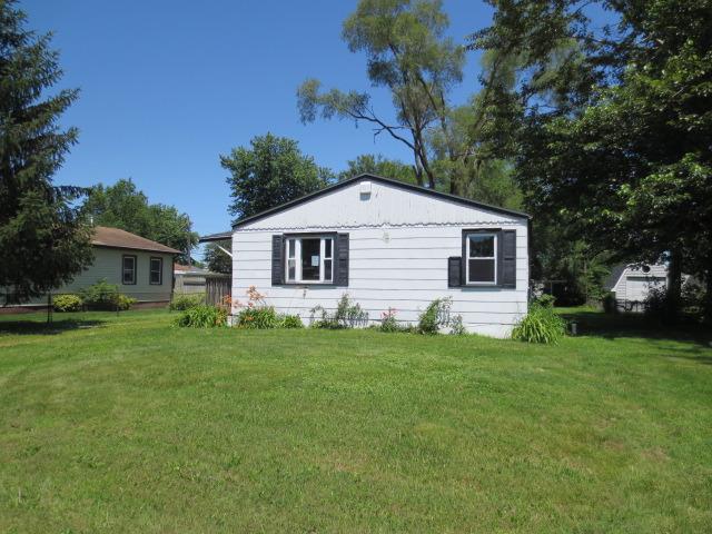 216 E Greenview Ave., Machesney Park, IL 61115