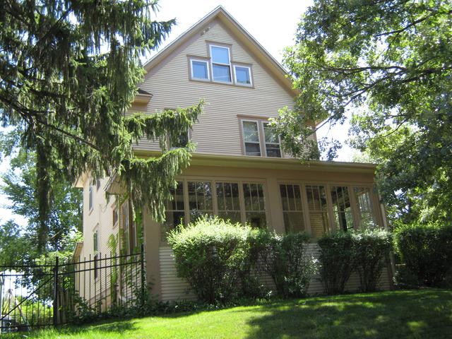 122 Park Ave., Dekalb, IL 60115