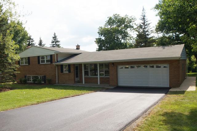 21236 N Crestview Dr., Barrington, IL 60010