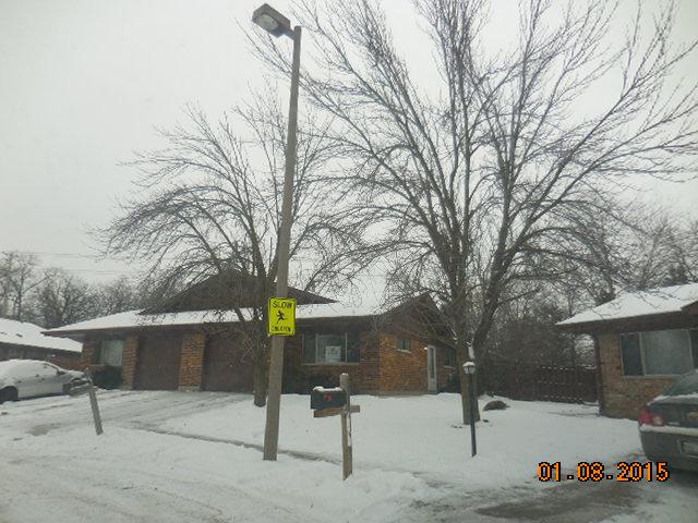 111 Virginia Ct., Streamwood, IL 60107