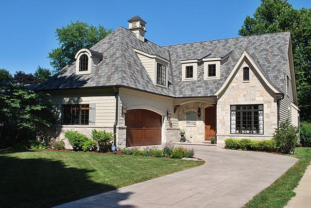 115 Grant Ave., Geneva, IL 60134
