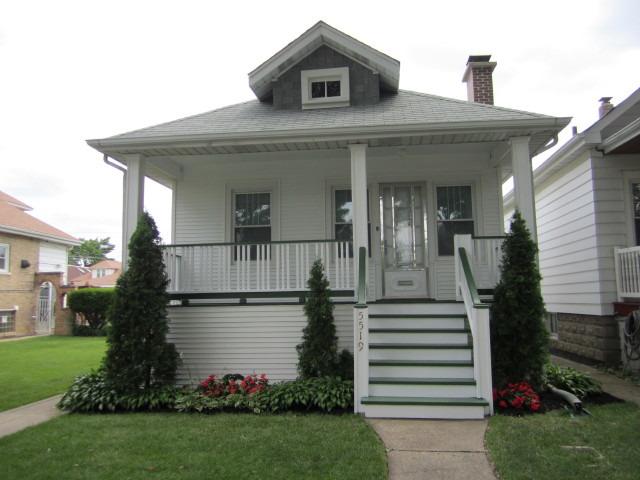 5519 N Luna Ave., Chicago, IL 60630