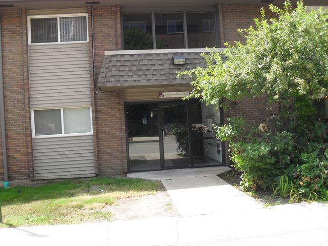 2301 Beau Monde Ter. #103, Lisle, IL 60532