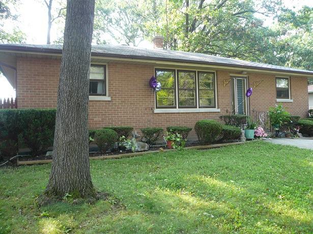 10006 S 86th Ave., Palos Hills, IL 60465