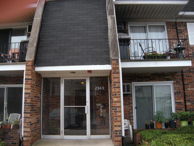 2343 Ogden Ave. #11, Downers Grove, IL 60515