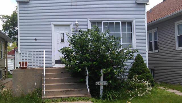 5842 W Eddy St., Chicago, IL 60634