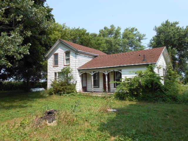 10308 Hunter Rd., Capron, IL 61012