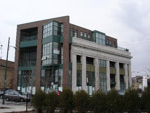 1623 W Melrose St. #202, Chicago, IL 60657