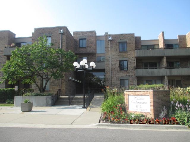 1912 Prairie Sq. #308A, Schaumburg, IL 60173