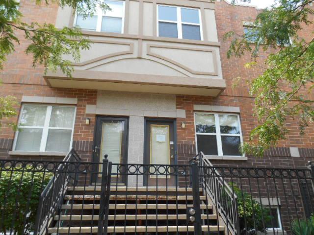 7256 N Rogers Ave., Chicago, IL 60645