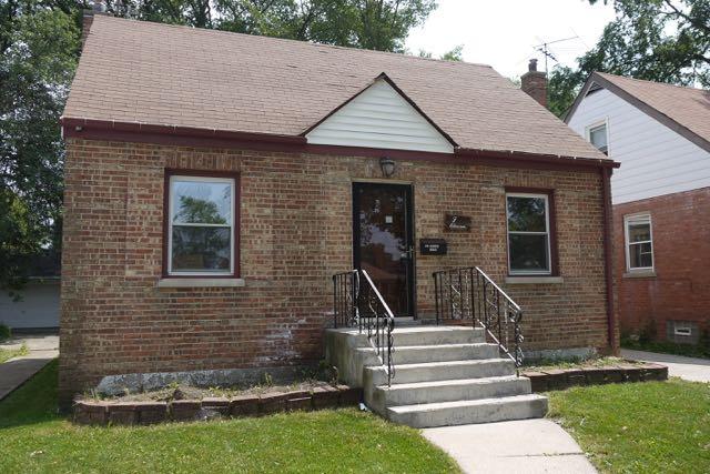 411 Frederick Ave., Bellwood, IL 60104