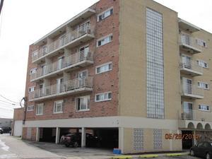 7520 W Grand Ave. #4J, Elmwood Park, IL 60707