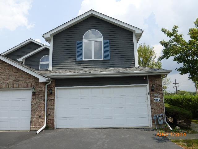 8309 Highpoint Cir. #G, Darien, IL 60561