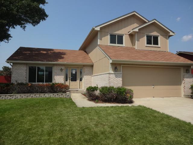 707 Roof Ave., Romeoville, IL 60446