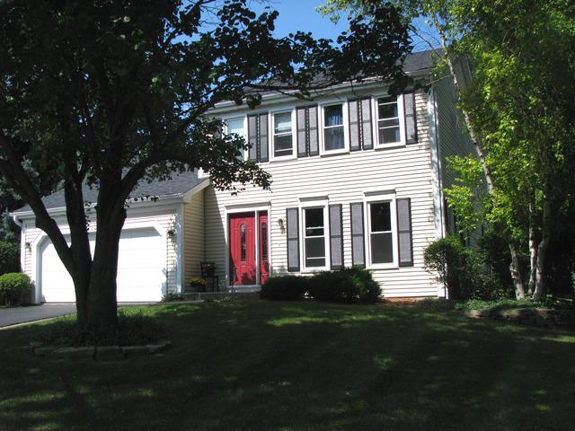 248 Foxmoor Rd., Fox River Grove, IL 60021