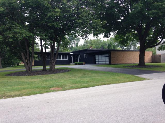 1515 Southlawn Pl., Aurora, IL 60506