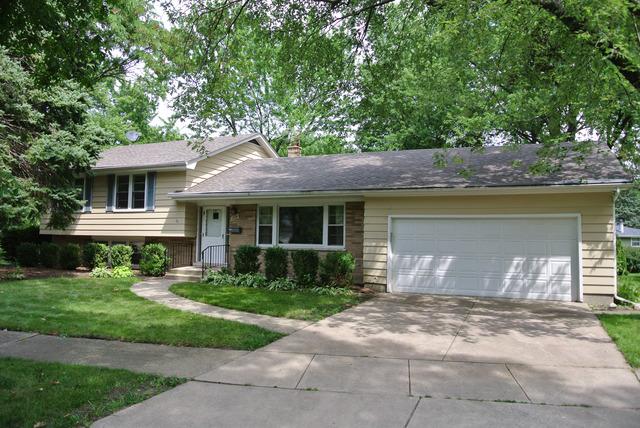 1204 Hercules Ln., Naperville, IL 60540