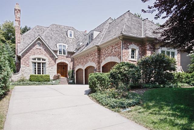 320 Harris Ave., Clarendon Hills, IL 60514