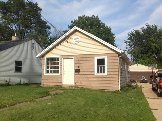 19 N Loucks St., Aurora, IL 60505