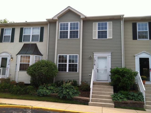 1316 Windsor Ct., Geneva, IL 60134