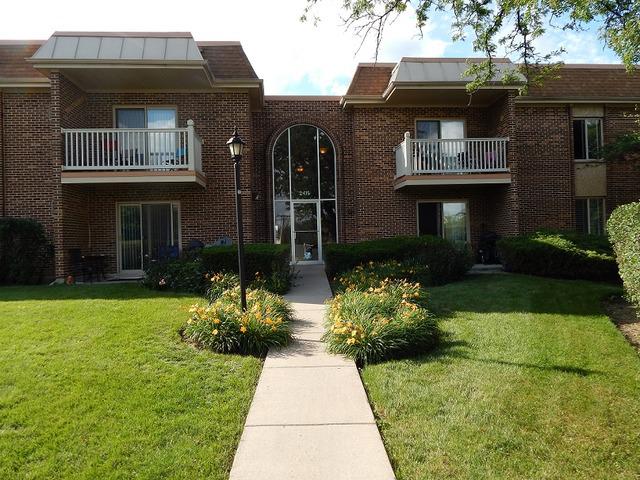 2415 N Kennicott Dr. #2B, Arlington Heights, IL 60004