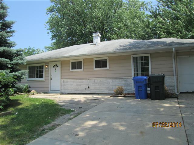 2400 Tomahawk Ct., Carpentersville, IL 60110