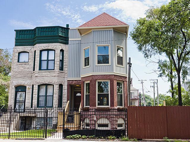 4243 S Champlain Ave., Chicago, IL 60653