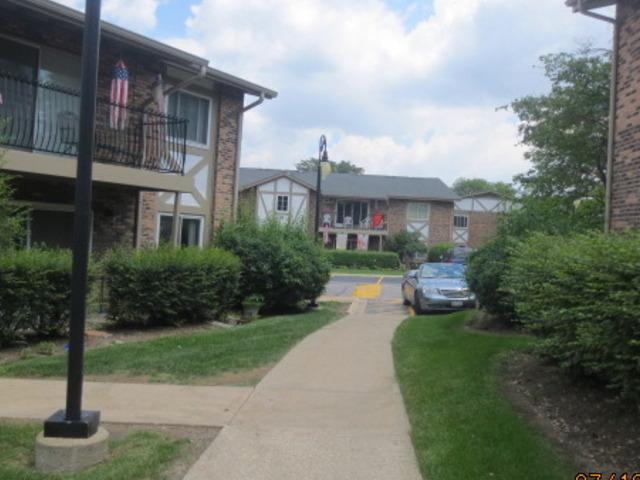 9S240 Lake Dr. #101, Willowbrook, IL 60527