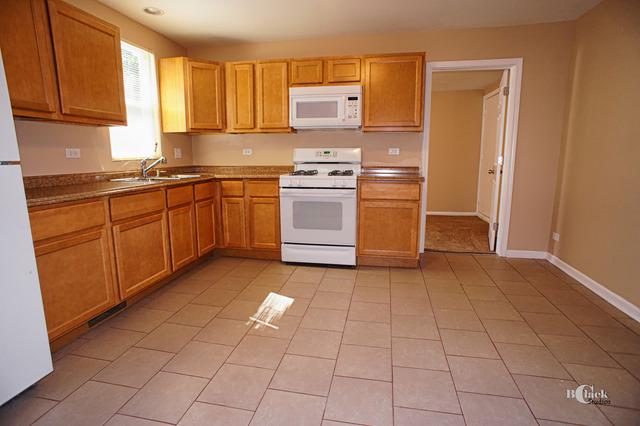 229 S Park Ave., Waukegan, IL 60085