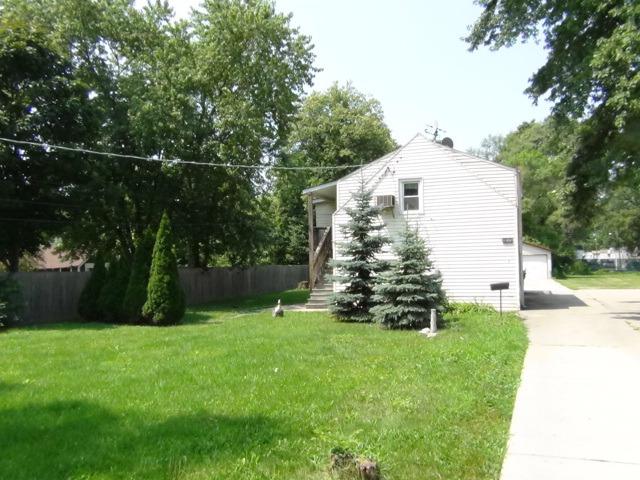 1672 Webster Ln., Des Plaines, IL 60018