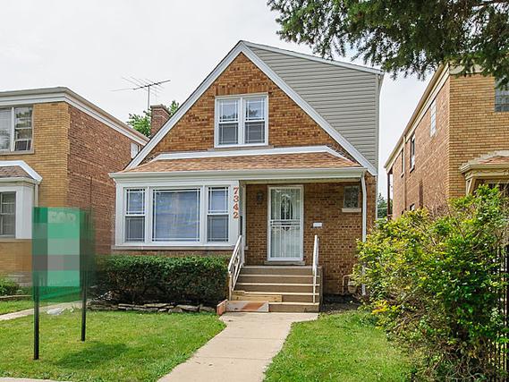 7342 S Rockwell St., Chicago, IL 60629