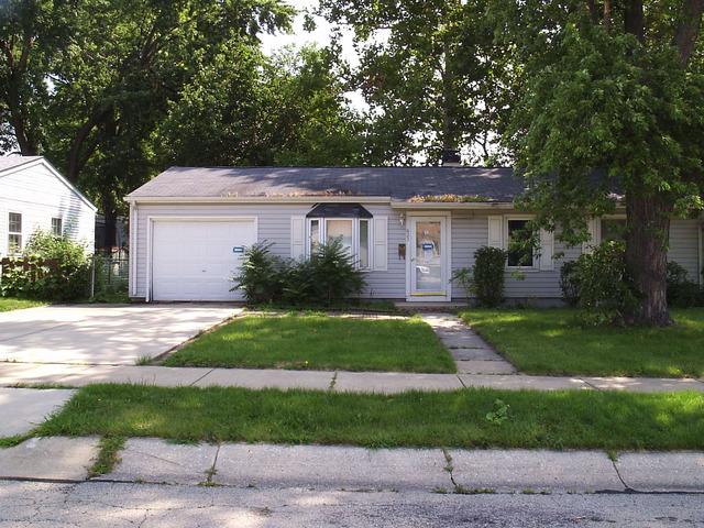 625 Kingston Dr., Romeoville, IL 60446