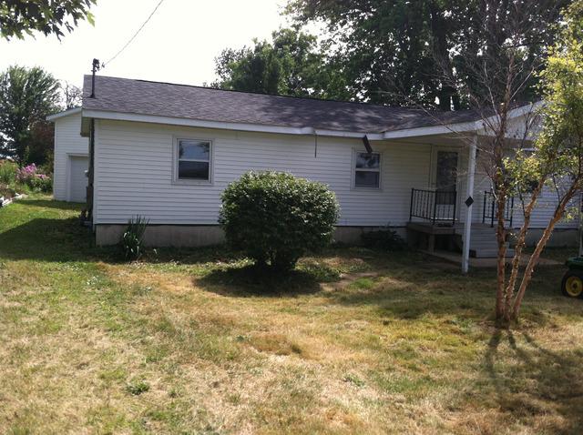 27656 2600 E St., Van Orin, IL 61374