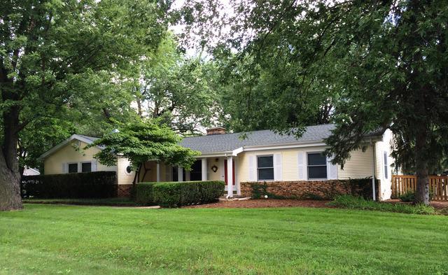 202 Sharon Ln., North Aurora, IL 60542