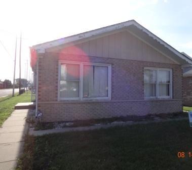 267 Muskegon Ave., Calumet City, IL 60409
