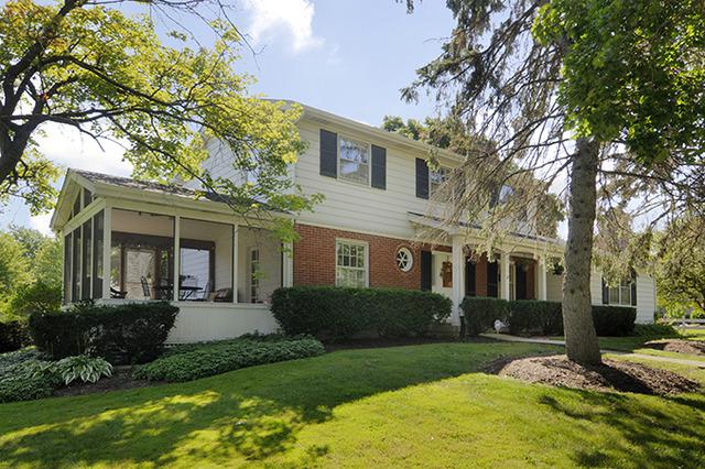 721 Kenilworth Ave., Glen Ellyn, IL 60137