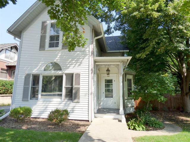 142 W Lake St., Barrington, IL 60010