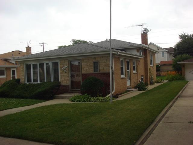 8657 N Ozanam Ave., Niles, IL 60714