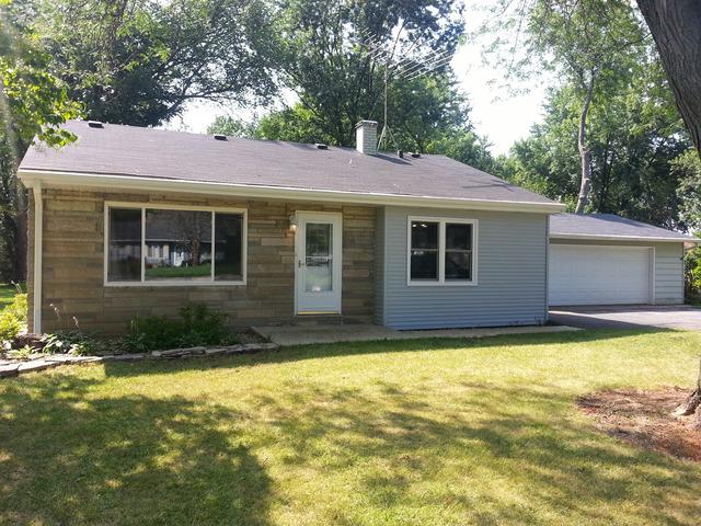 37114 Shirley Rd., Gurnee, IL 60031