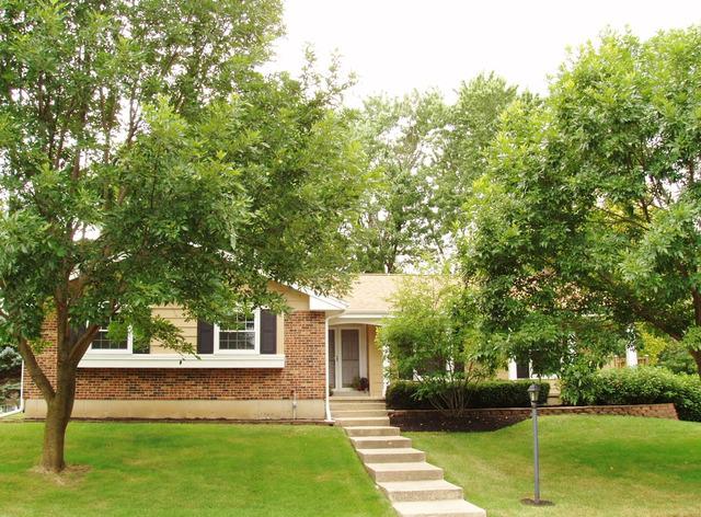 519 Parkside Dr., Sycamore, IL 60178