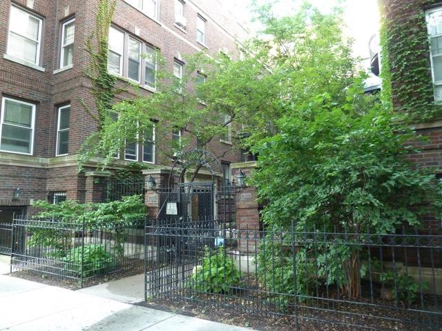 3640 N Pine Grove Ave. #1W, Chicago, IL 60613