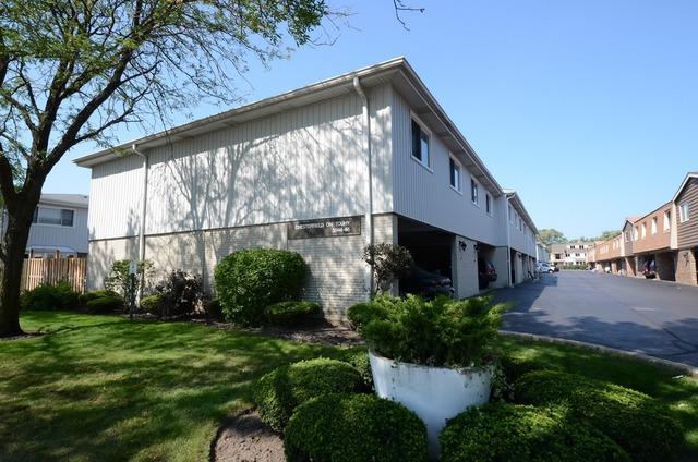 2846 W Touhy Ave. #E, Chicago, IL 60645