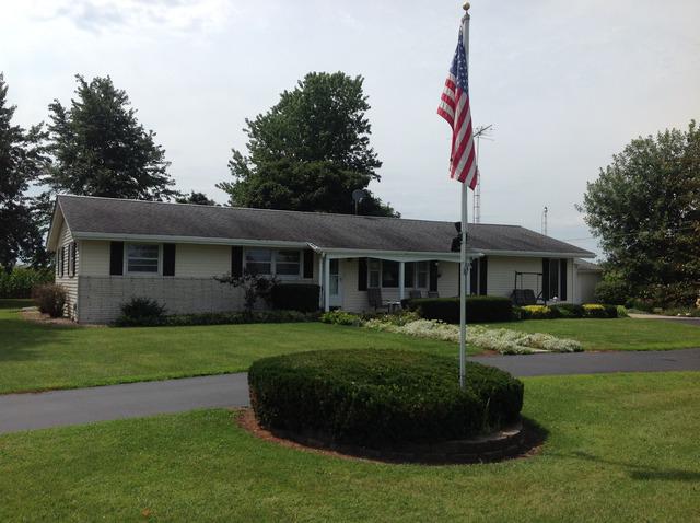 2015 S Gorman Rd., Mazon, IL 60444