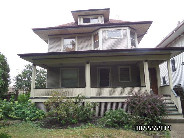 102 S Humphrey Ave., Oak Park, IL 60302