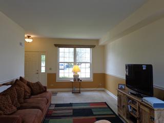 71 Wilton Ln., Mundelein, IL 60060