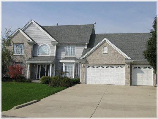 9124 Forest Ridge Dr., Roscoe, IL 61073