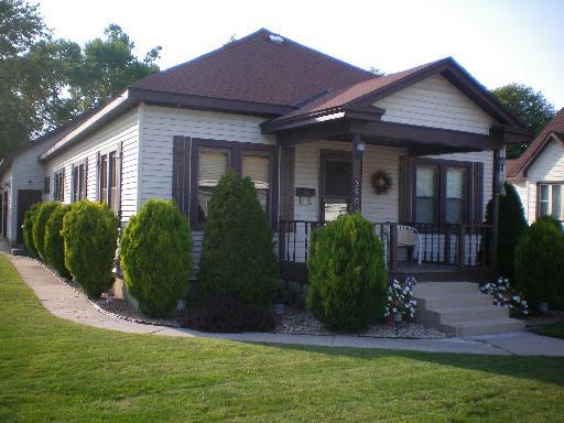 390 S Illinois St., Coal City, IL 60416