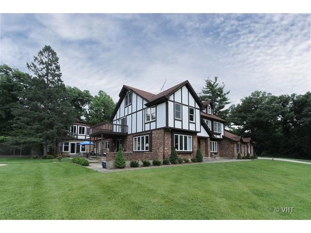 163 Springwood Ln., Barrington Hills, IL 60010