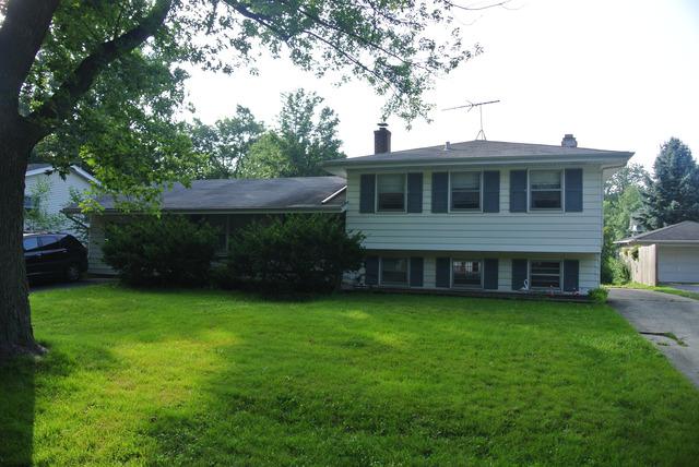524 Spruce Dr., Naperville, IL 60540