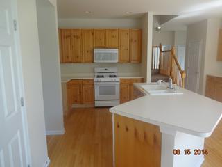 403 Regent Ct., Lindenhurst, IL 60046